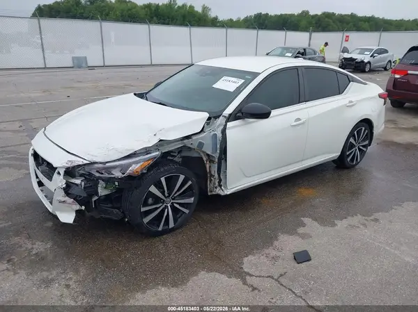 1N4BL4CV4LC284739 2020 NISSAN ALTIMA - Image 2