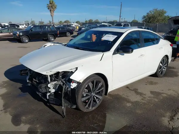 1N4BL4CV4LN305531 2020 NISSAN ALTIMA - Image 2