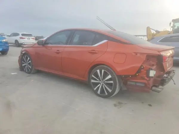 1N4BL4CV4LN306565 2020 NISSAN ALTIMA - Image 2