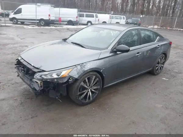 1N4BL4CV4LN310972 2020 NISSAN ALTIMA - Image 2