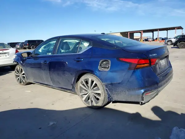 1N4BL4CV4MN302727 2021 NISSAN ALTIMA - Image 2