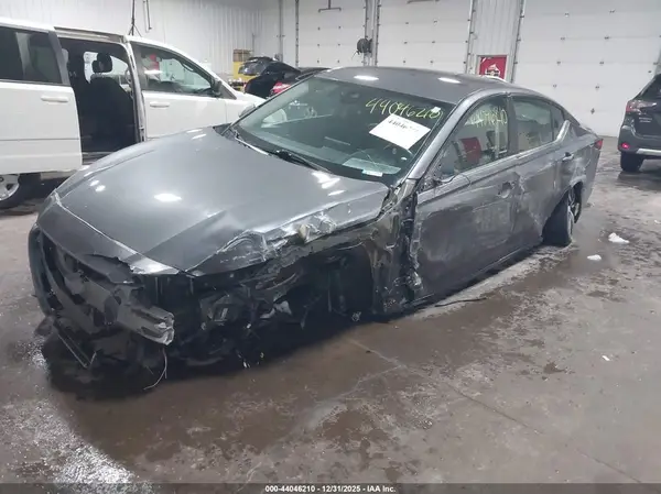 1N4BL4CV4MN305675 2021 NISSAN ALTIMA - Image 2