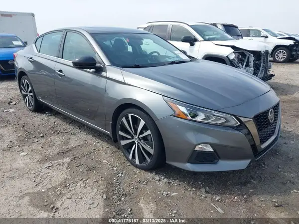 1N4BL4CV4MN306647 2021 NISSAN ALTIMA - Image 1