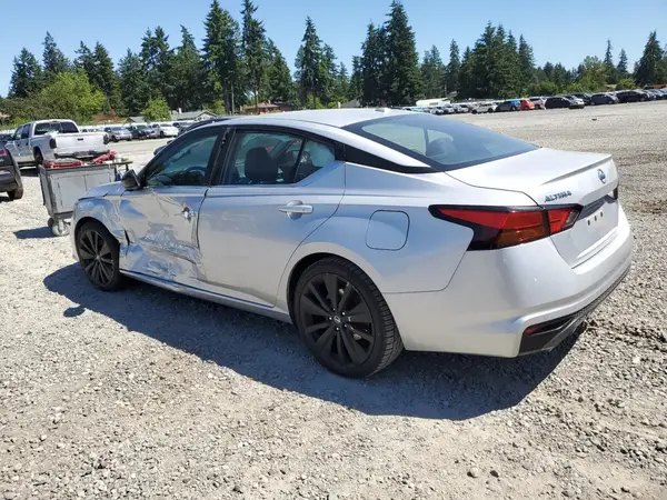 1N4BL4CV4MN313436 2021 NISSAN ALTIMA - Image 2