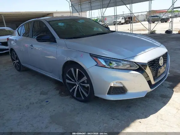 1N4BL4CV4MN317115 2021 NISSAN ALTIMA - Image 1
