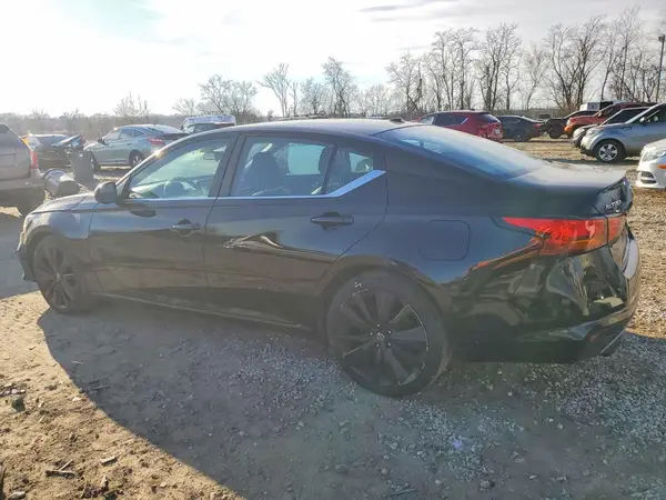 1N4BL4CV4MN335002 2021 NISSAN ALTIMA - Image 2