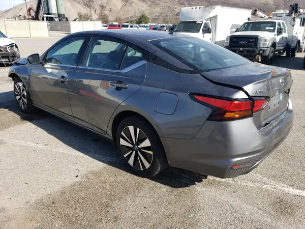 1N4BL4CV4MN335050 2021 NISSAN ALTIMA - Image 2