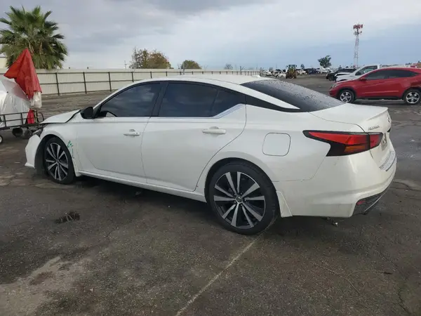 1N4BL4CV4MN346114 2021 NISSAN ALTIMA - Image 2
