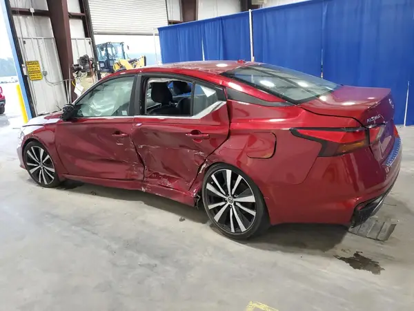 1N4BL4CV4MN348235 2021 NISSAN ALTIMA - Image 2
