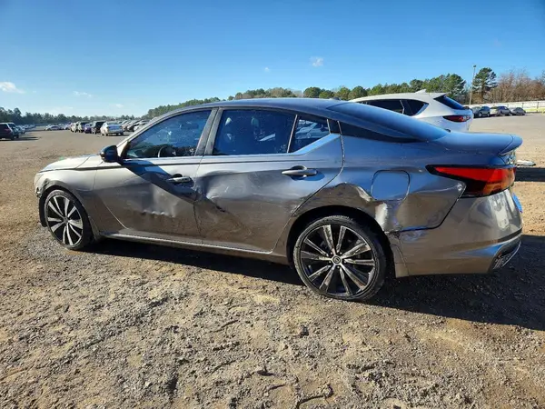1N4BL4CV4MN348705 2021 NISSAN ALTIMA - Image 2