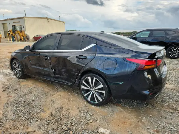 1N4BL4CV4MN360109 2021 NISSAN ALTIMA - Image 2