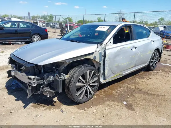 1N4BL4CV4MN373460 2021 NISSAN ALTIMA - Image 2