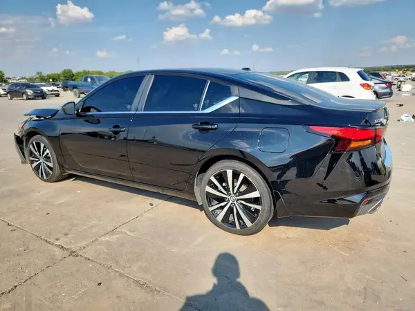 1N4BL4CV4MN377007 2021 NISSAN ALTIMA - Image 2
