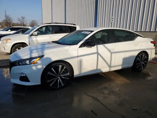 1N4BL4CV4MN389724 2021 NISSAN ALTIMA - Image 1