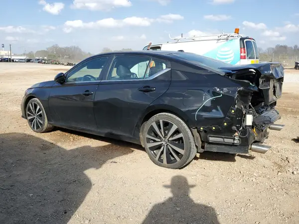 1N4BL4CV4MN400835 2021 NISSAN ALTIMA - Image 2