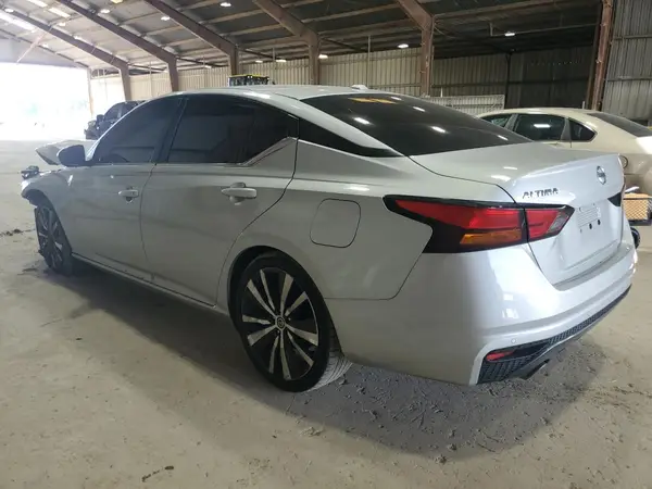 1N4BL4CV4MN419336 2021 NISSAN ALTIMA - Image 2