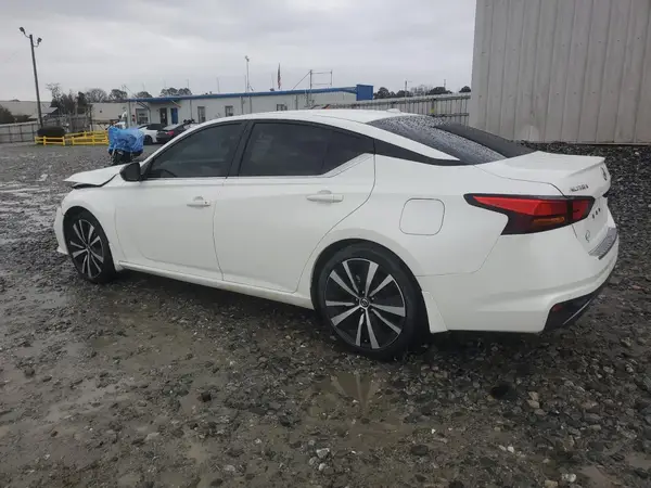 1N4BL4CV4MN421927 2021 NISSAN ALTIMA - Image 2