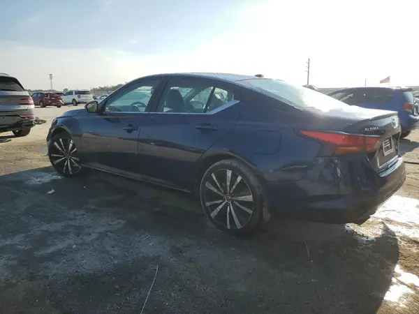 1N4BL4CV4NN301644 2022 NISSAN ALTIMA - Image 2