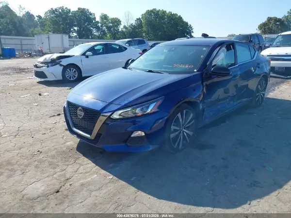 1N4BL4CV4NN302180 2022 NISSAN ALTIMA - Image 2
