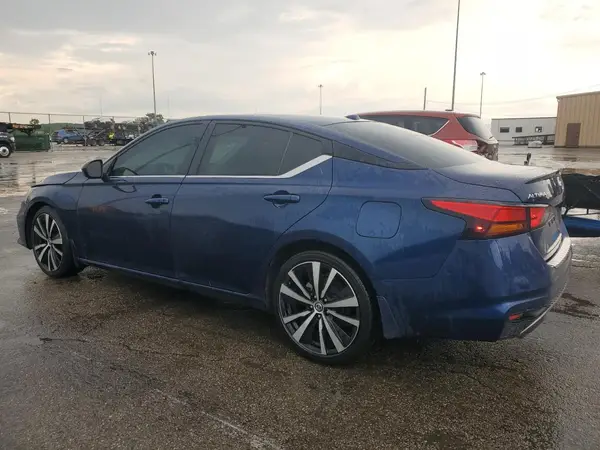 1N4BL4CV4NN314104 2022 NISSAN ALTIMA - Image 2