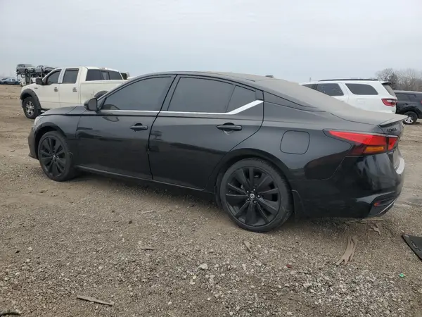 1N4BL4CV4NN320565 2022 NISSAN ALTIMA - Image 2