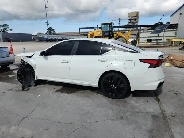 1N4BL4CV4NN330044 2022 NISSAN ALTIMA - Image 2