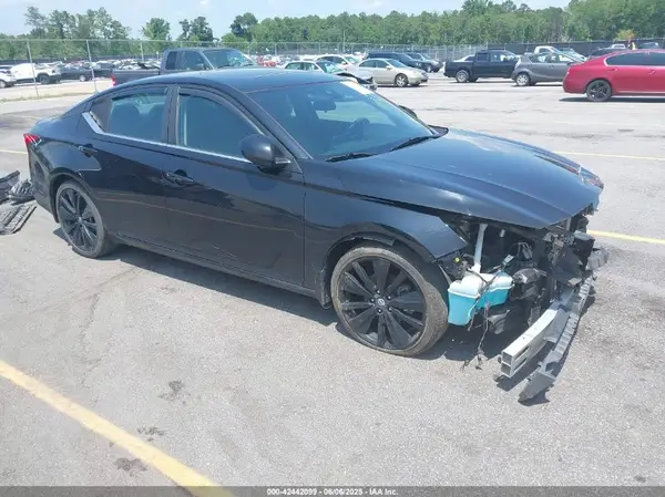 1N4BL4CV4NN330853 2022 NISSAN ALTIMA - Image 1