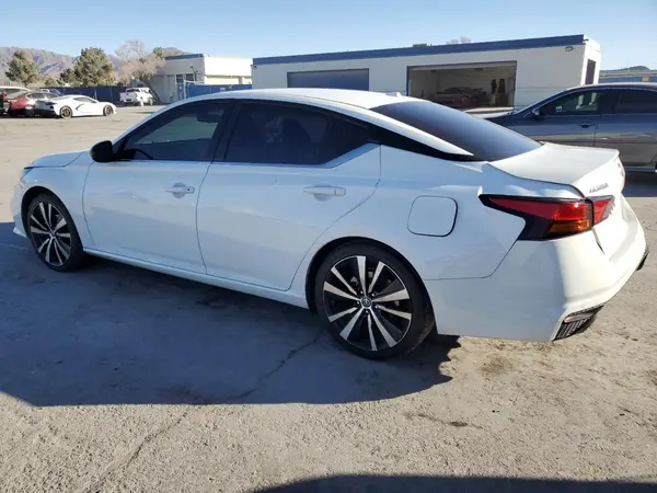 1N4BL4CV4NN331291 2022 NISSAN ALTIMA - Image 2