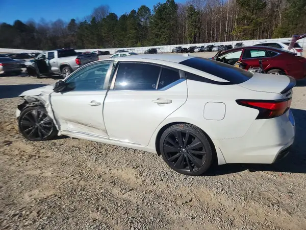 1N4BL4CV4NN355039 2022 NISSAN ALTIMA - Image 2