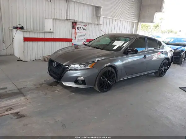 1N4BL4CV4NN355378 2022 NISSAN ALTIMA - Image 2