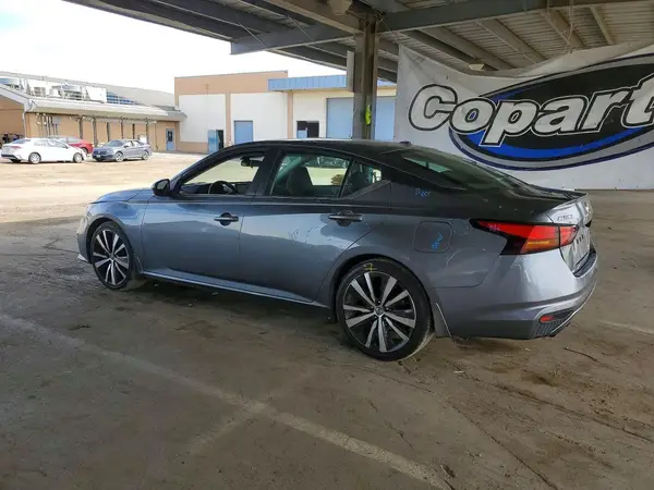 1N4BL4CV4NN358989 2022 NISSAN ALTIMA - Image 2