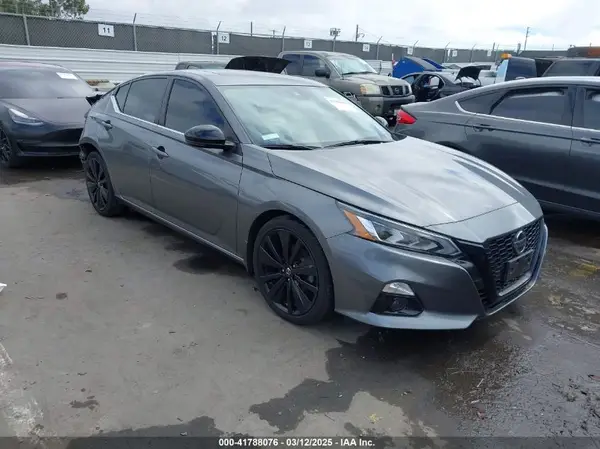 1N4BL4CV4NN363478 2022 NISSAN ALTIMA - Image 1