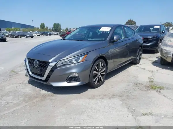 1N4BL4CV4NN385996 2022 NISSAN ALTIMA - Image 2