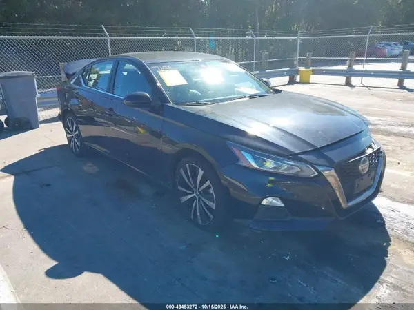 1N4BL4CV4NN400996 2022 NISSAN ALTIMA - Image 1