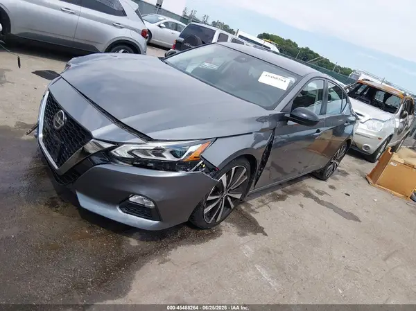 1N4BL4CV4NN416762 2022 NISSAN ALTIMA - Image 2