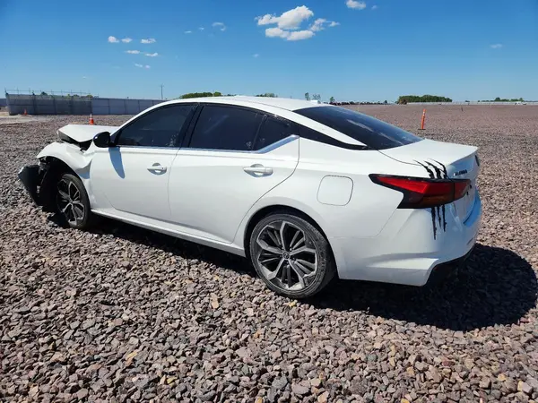 1N4BL4CV4PN326613 2023 NISSAN ALTIMA - Image 2