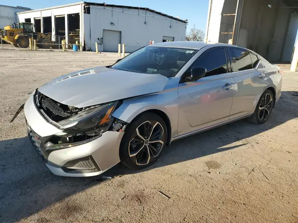1N4BL4CV4PN355223 2023 NISSAN ALTIMA - Image 1