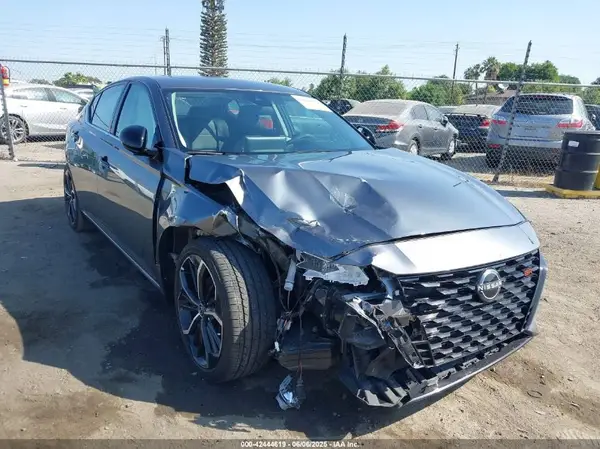 1N4BL4CV4PN363645 2023 NISSAN ALTIMA - Image 1
