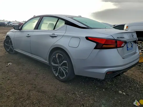 1N4BL4CV4PN365444 2023 NISSAN ALTIMA - Image 2