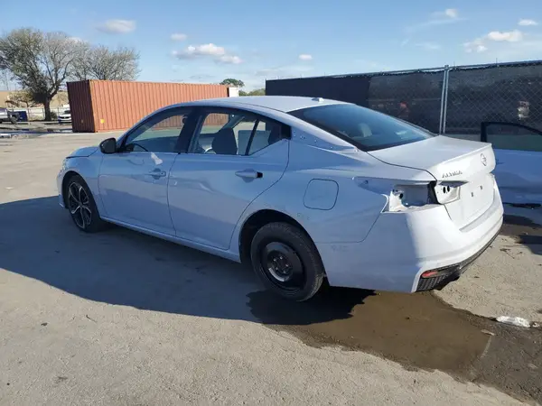 1N4BL4CV4PN366478 2023 NISSAN ALTIMA - Image 2