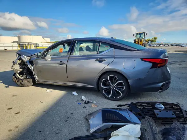 1N4BL4CV4PN371499 2023 NISSAN ALTIMA - Image 2