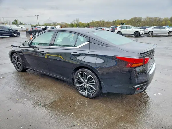 1N4BL4CV4PN403710 2023 NISSAN ALTIMA - Image 2