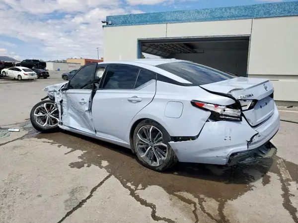 1N4BL4CV4PN417123 2023 NISSAN ALTIMA - Image 2
