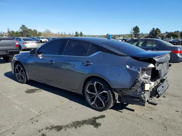 1N4BL4CV4PN424752 2023 NISSAN ALTIMA - Image 2