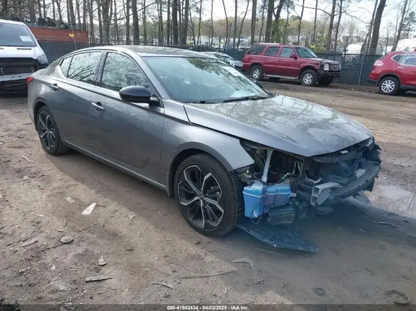 1N4BL4CV4RN301245 2024 NISSAN ALTIMA - Image 1