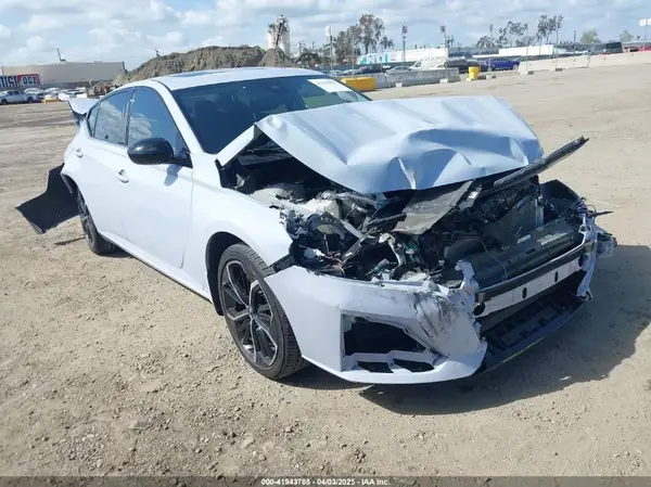 1N4BL4CV4RN308566 2024 NISSAN ALTIMA - Image 1