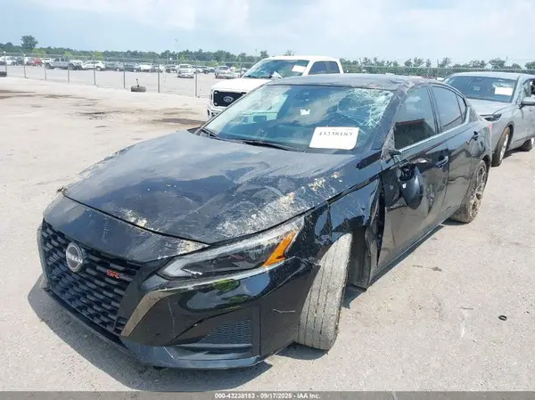 1N4BL4CV4RN313184 2024 NISSAN ALTIMA - Image 2