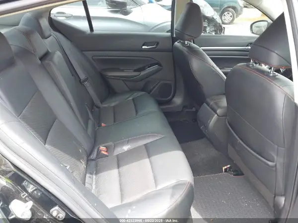 1N4BL4CV4RN323262 2024 NISSAN ALTIMA - Image 8