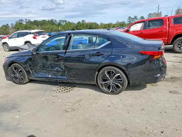 1N4BL4CV4RN331703 2024 NISSAN ALTIMA - Image 2