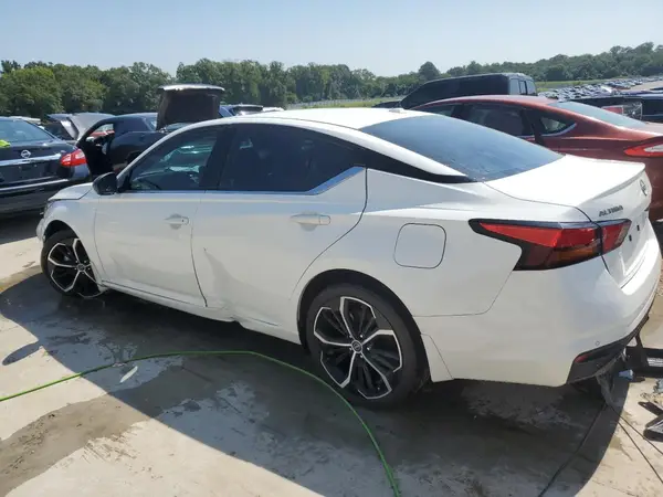 1N4BL4CV4RN344340 2024 NISSAN ALTIMA - Image 2